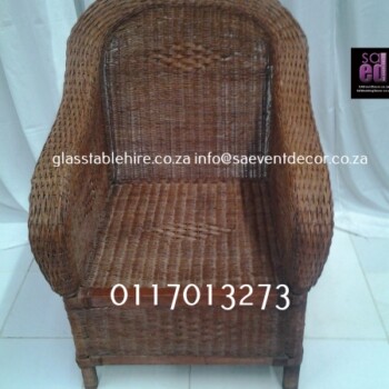 Furniture and Lounges 9