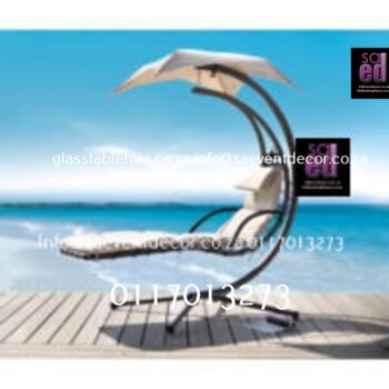 Furniture and Lounges 17