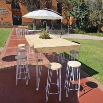 White and Natural Brown Cocktail Furniture 1