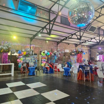 A 90s Party 5